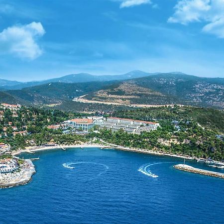 منتجع بين باي هوليداي كوشاداسيه المظهر الخارجي الصورة Aerial view of the resort