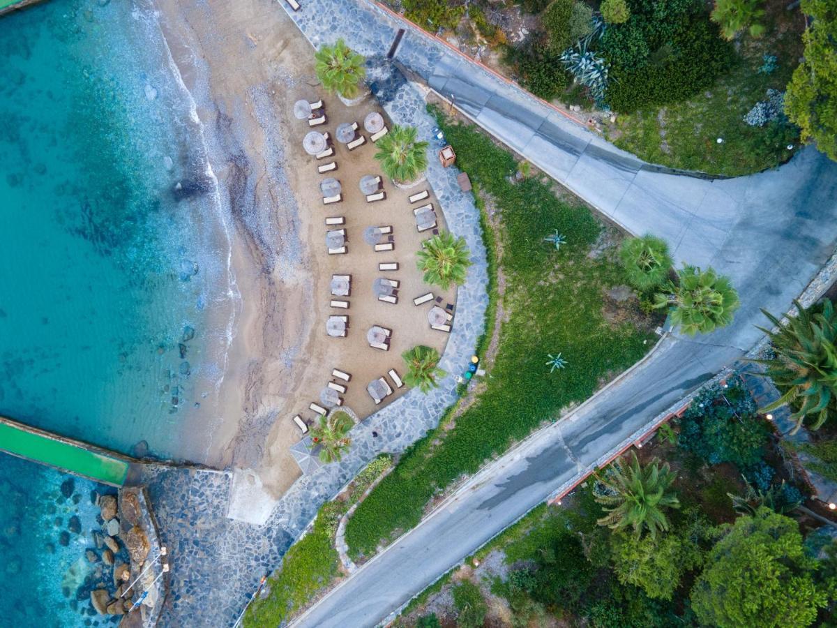 منتجع بين باي هوليداي كوشاداسيه المظهر الخارجي الصورة Aerial view of the beach