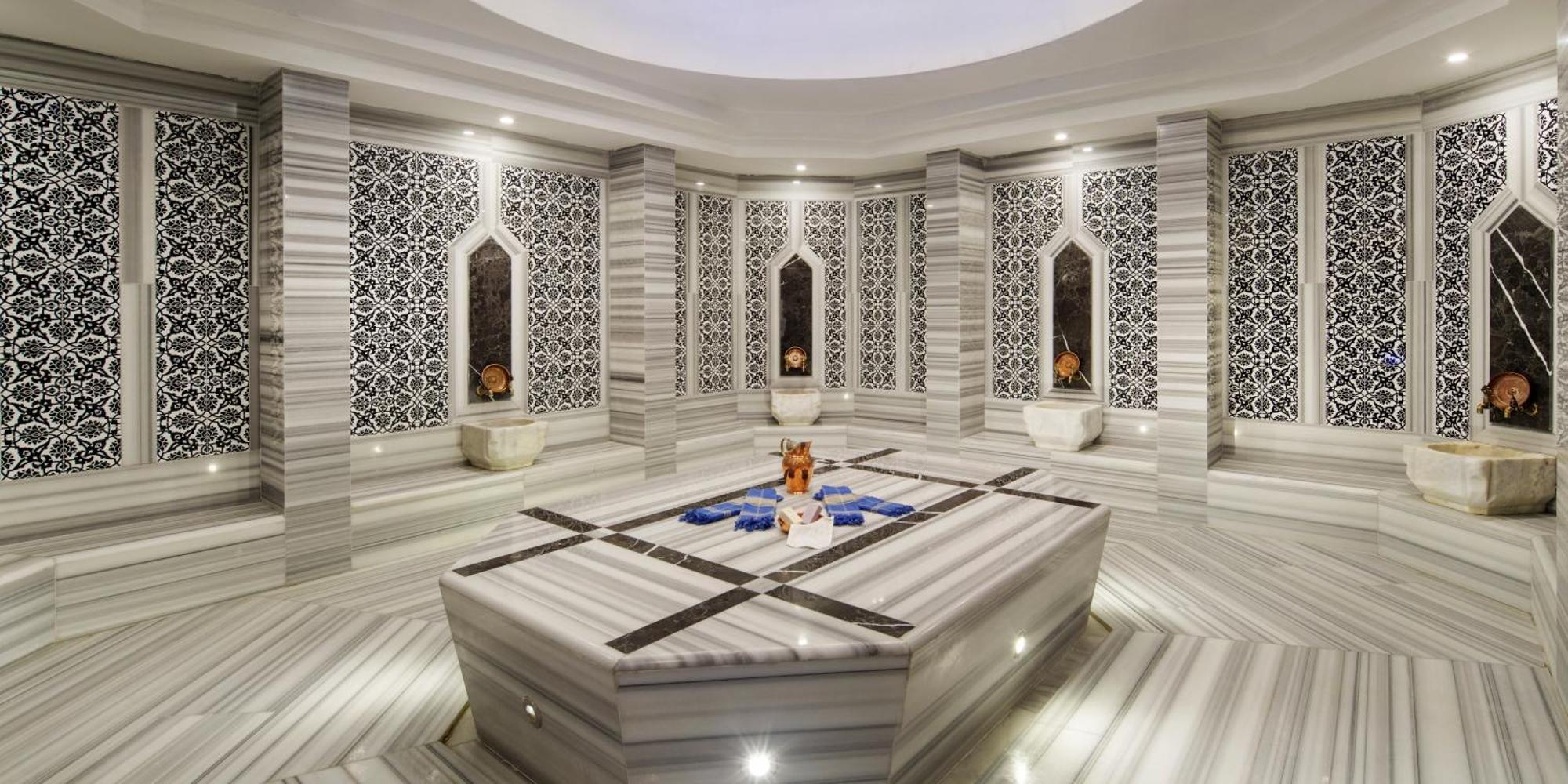 منتجع بين باي هوليداي كوشاداسيه المظهر الخارجي الصورة Turkish bath
