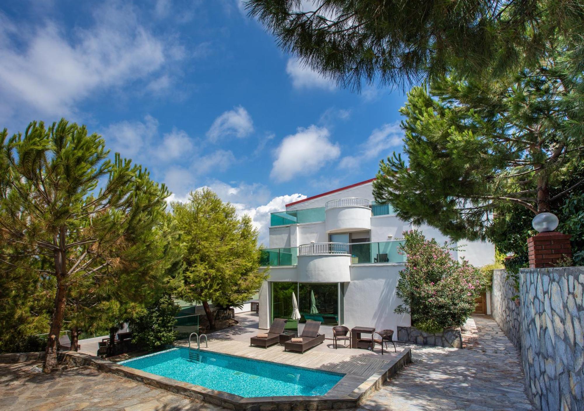 منتجع بين باي هوليداي كوشاداسيه المظهر الخارجي الصورة Villa in Porto Cervo